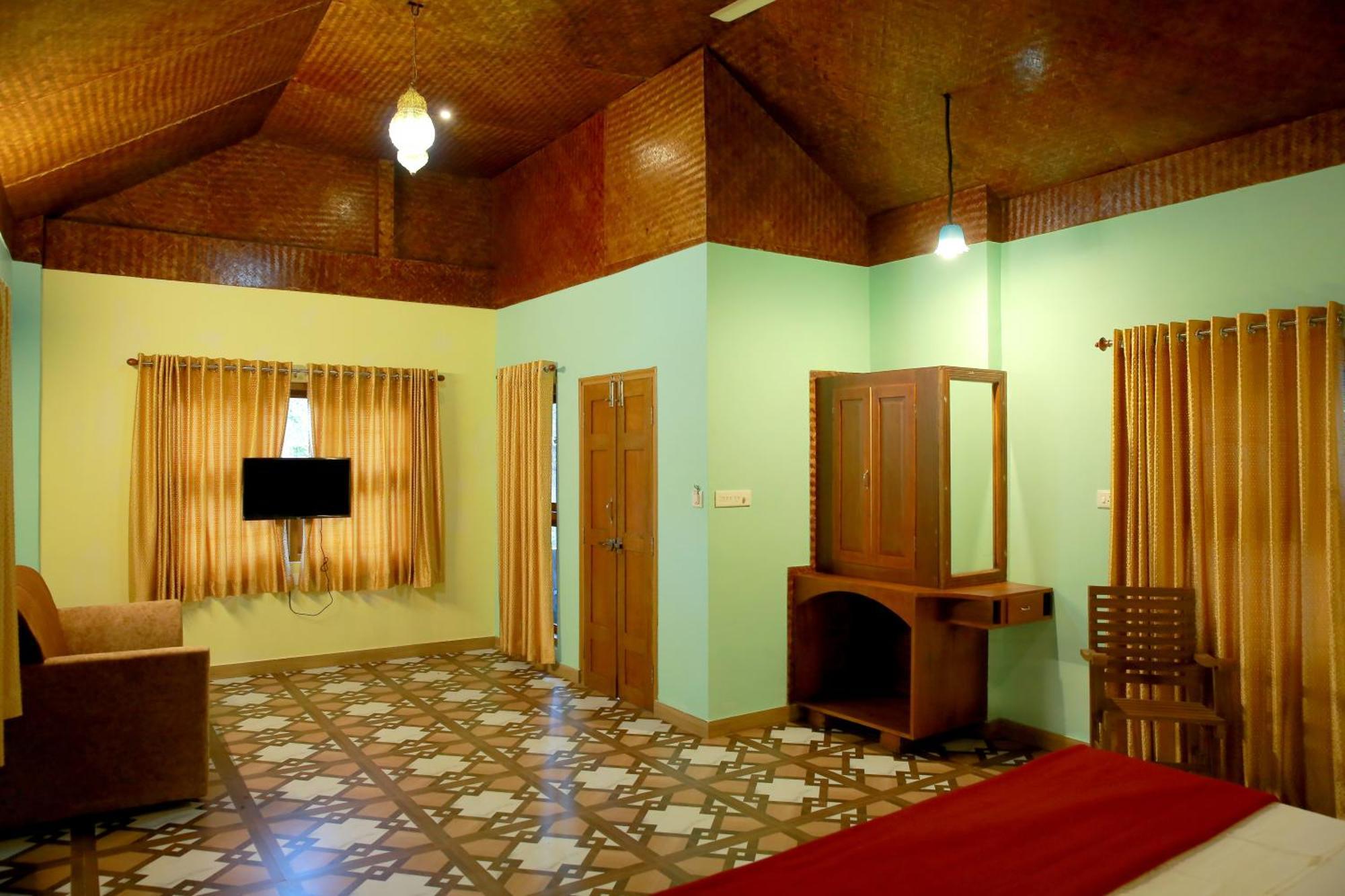 Snow Hills Resorts Thekkady Esterno foto